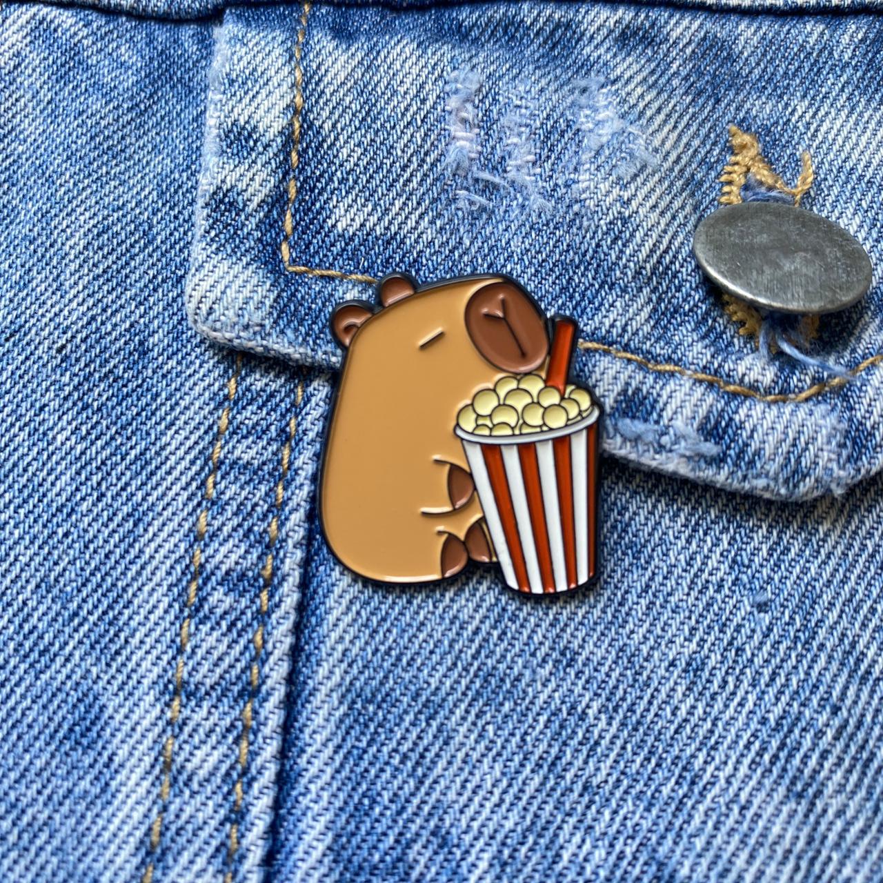 PIN CAPIBARA CINEFILO