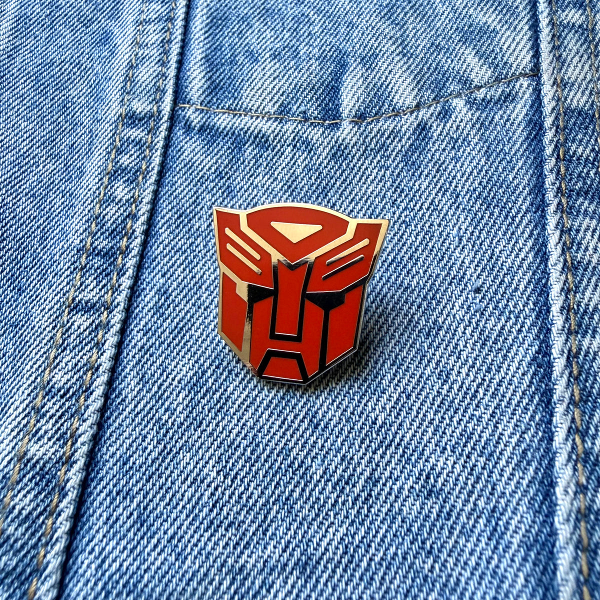 PIN AUTOBOTS TRANSFORMERS