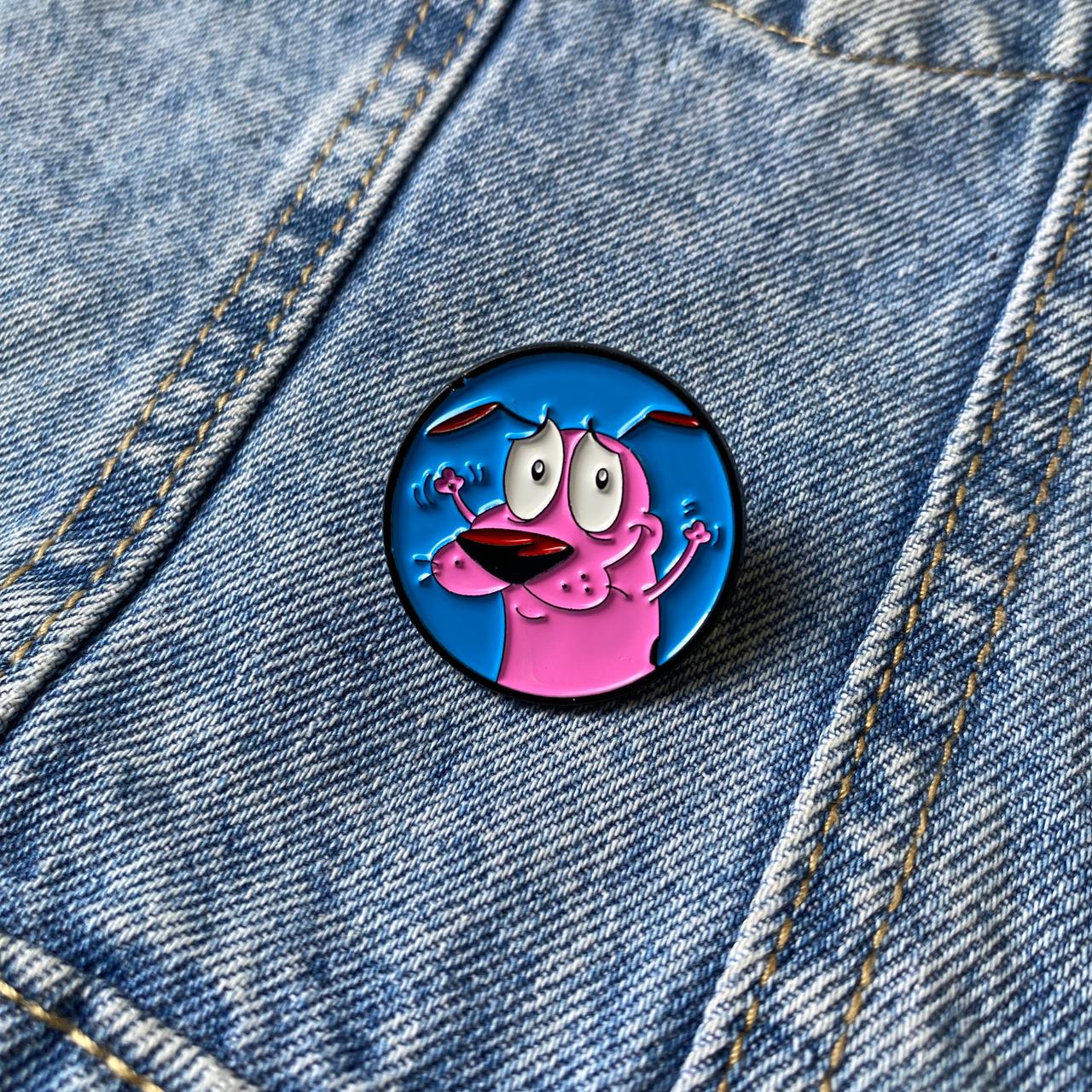 PIN PERRO COBARDE V3
