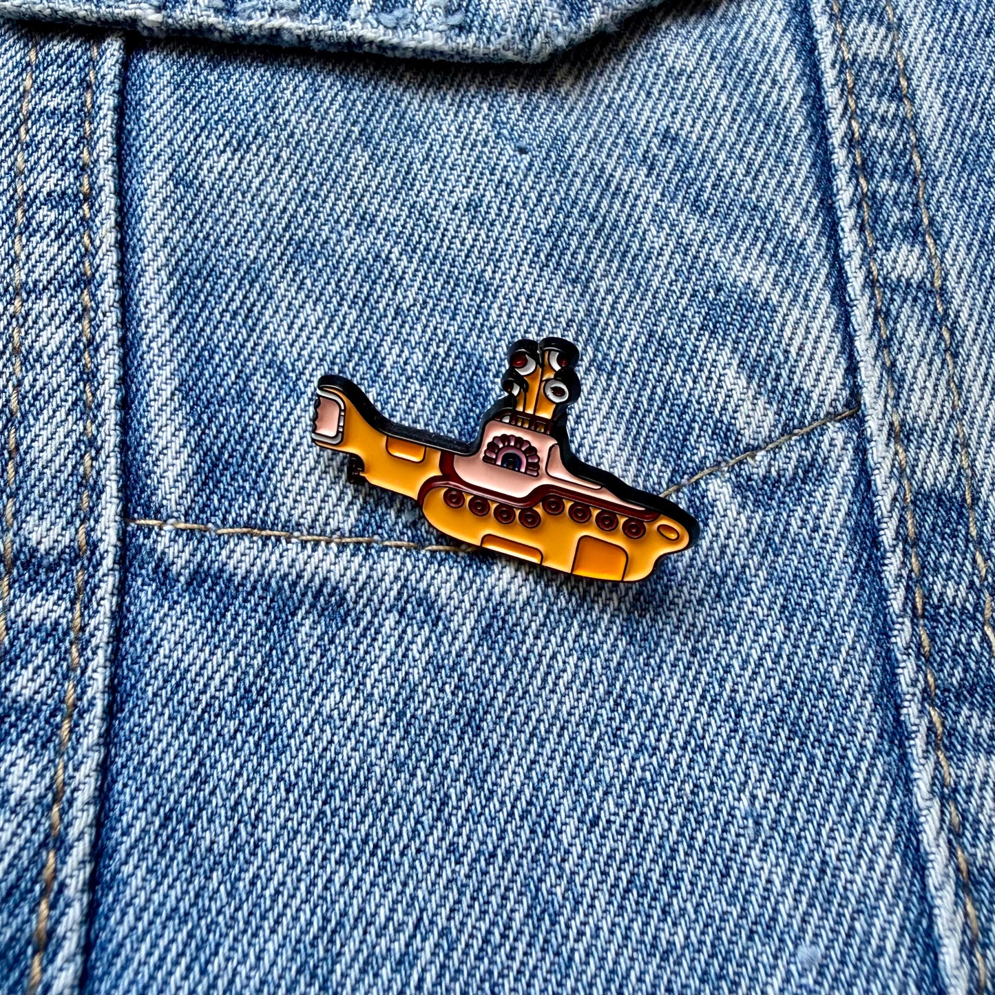 PIN YELLOW SUBMARINE