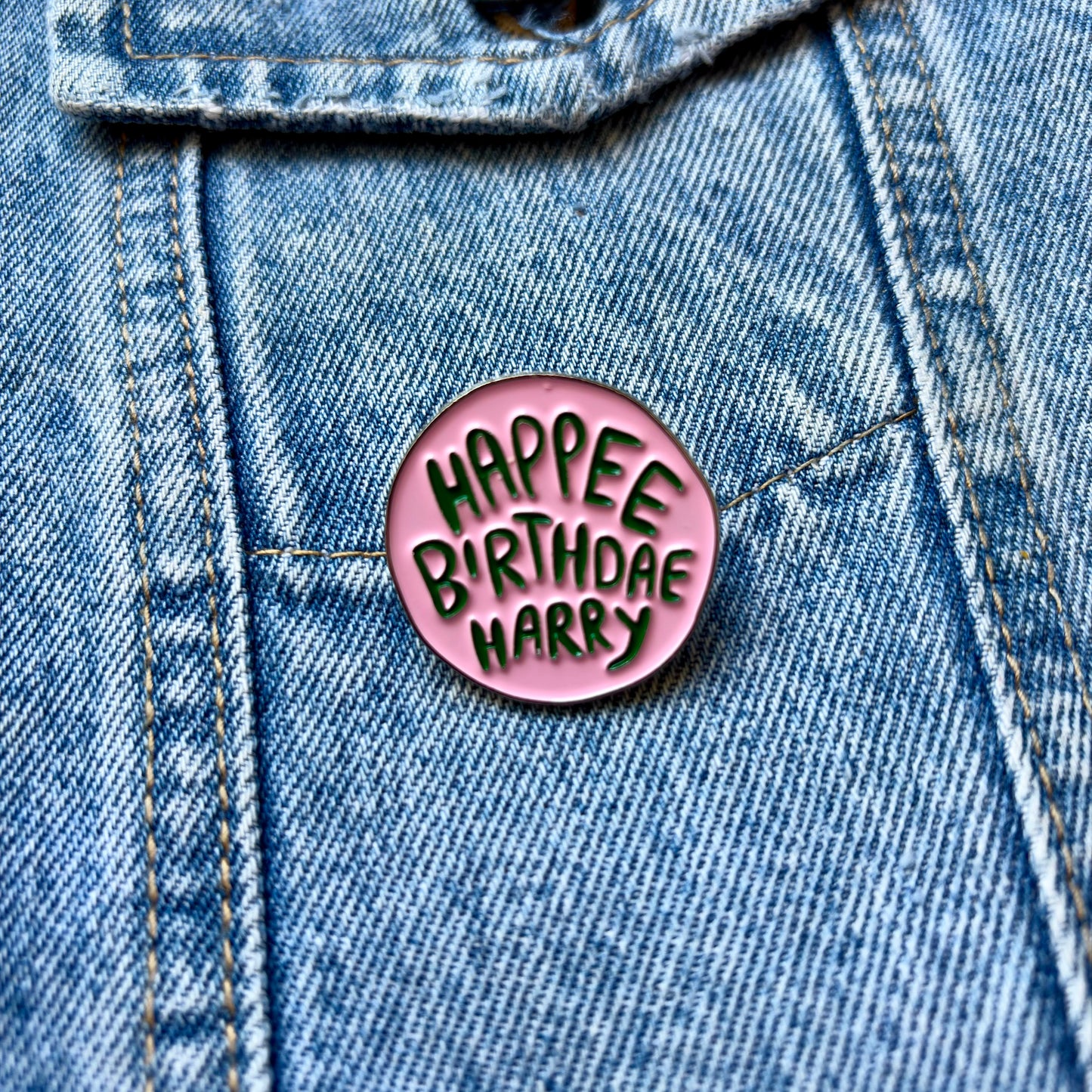 PIN HB HARRY