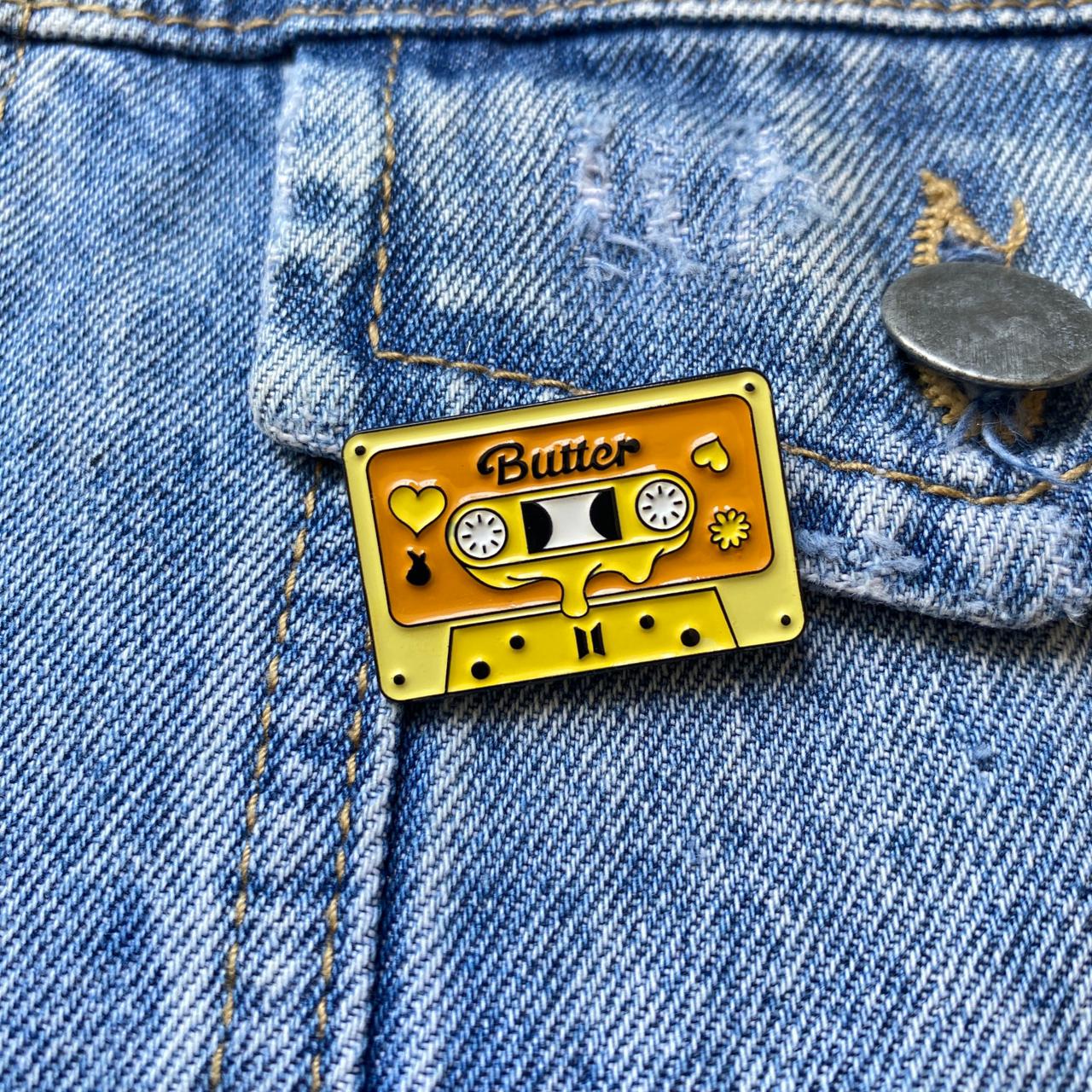PIN CASETTE BUTTER BTS