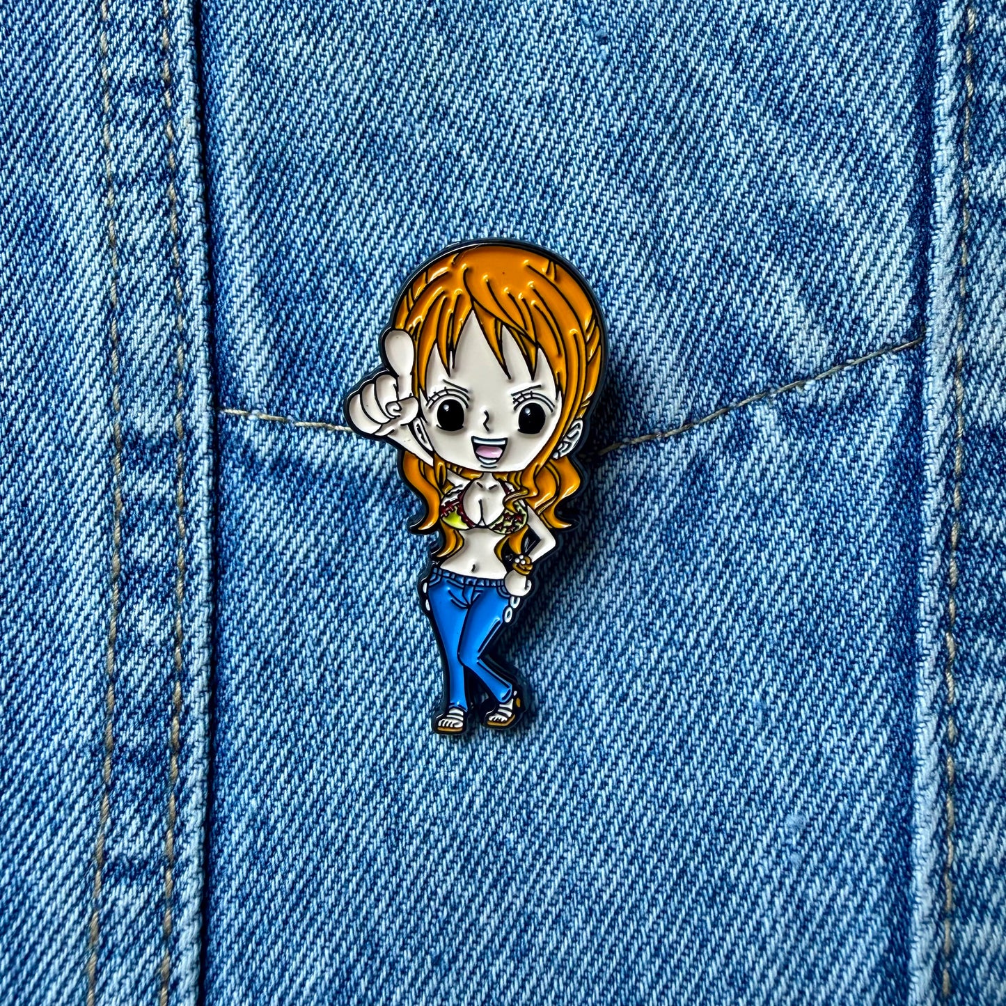PIN NAMI ONE PIECE