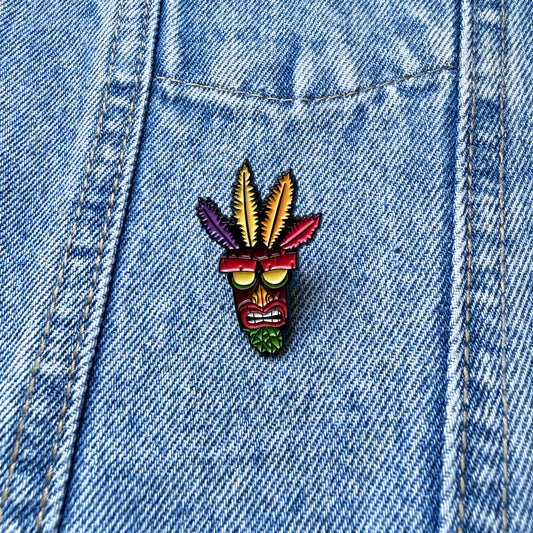 PIN AKU AKU CRASH BANDICOOT