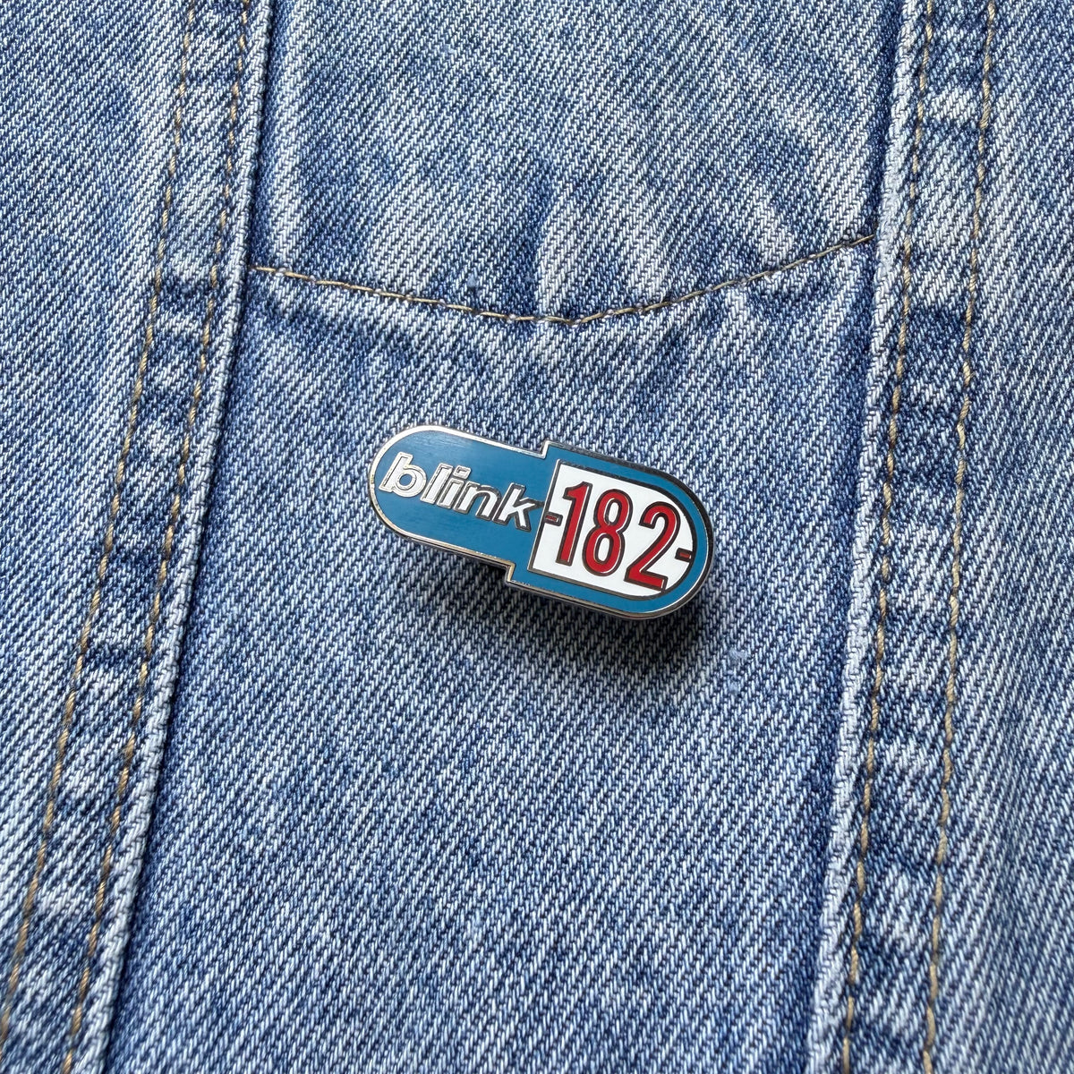 PIN BLINK 182