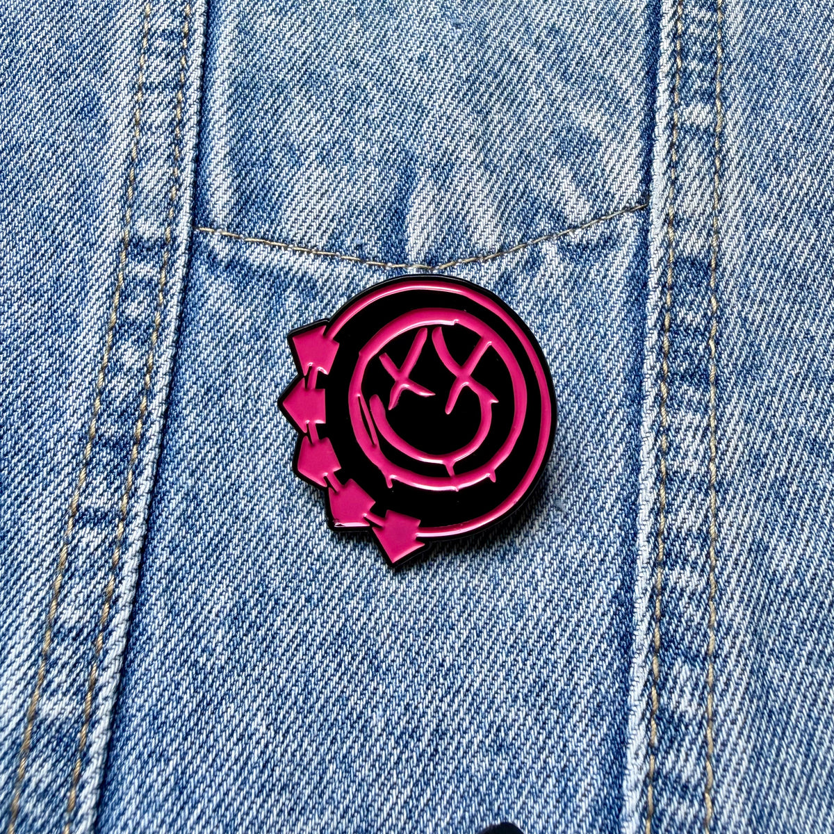 PIN BLINK 182 V1