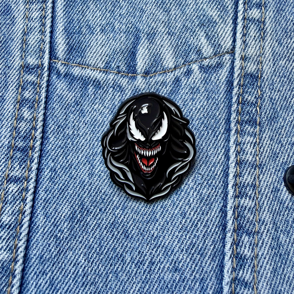 PIN VENOM