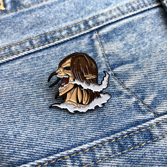 PIN EREN TITAN