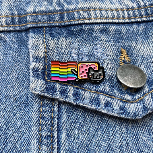 PIN RAINBOW CAT