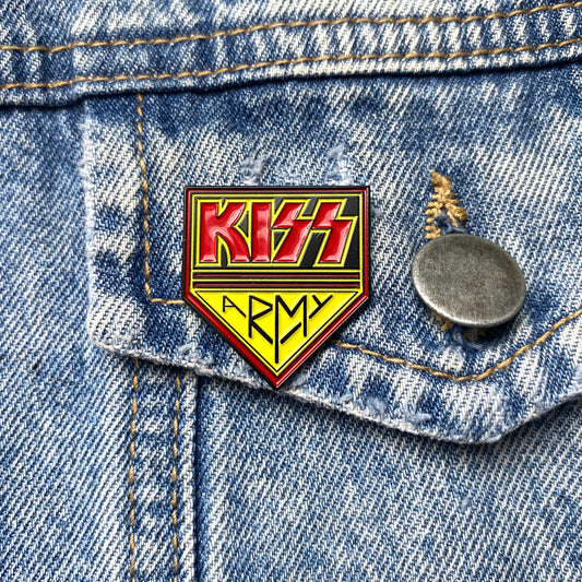 PIN KISS ARMY