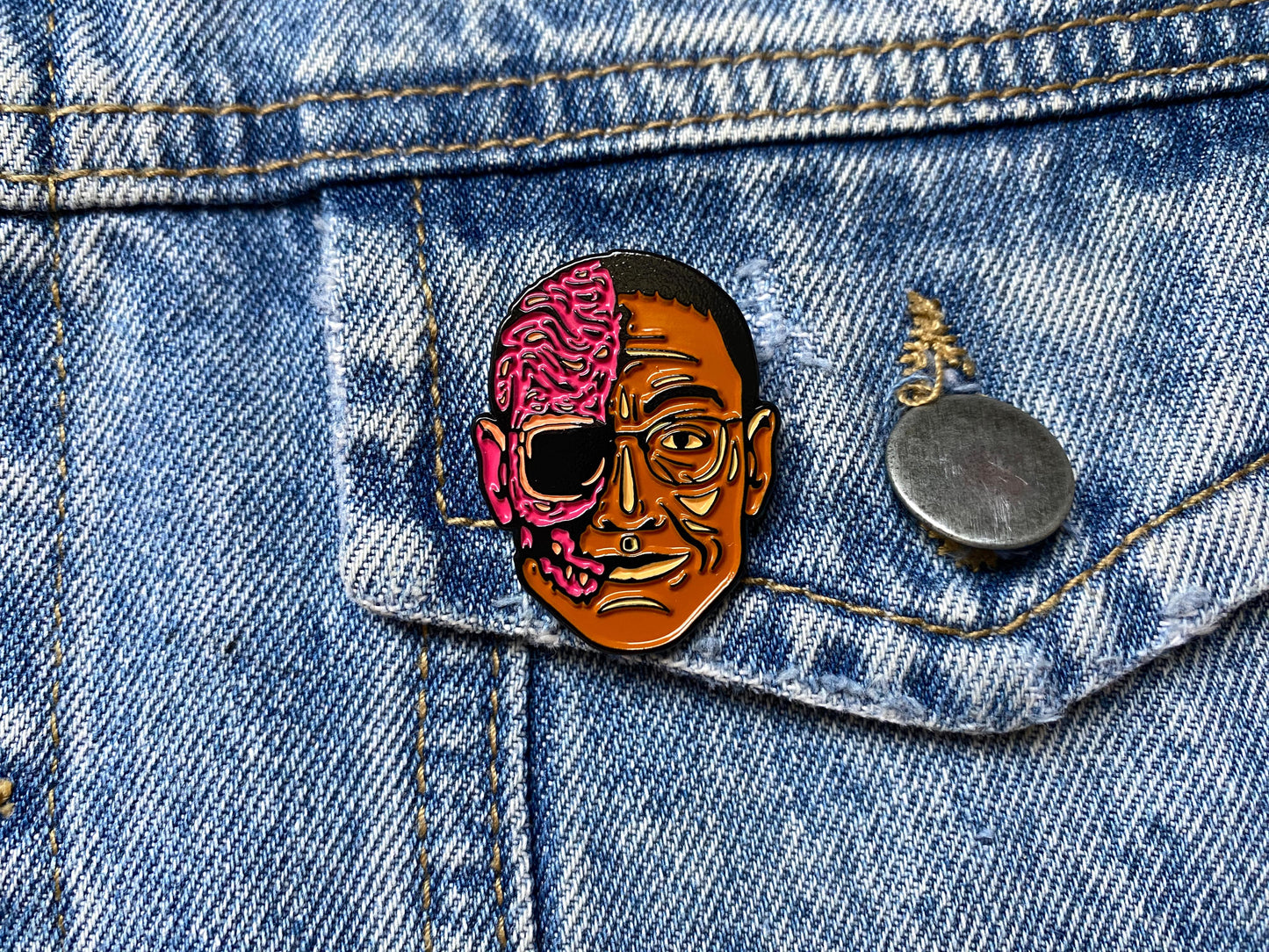 PIN GUSTAVO FRING