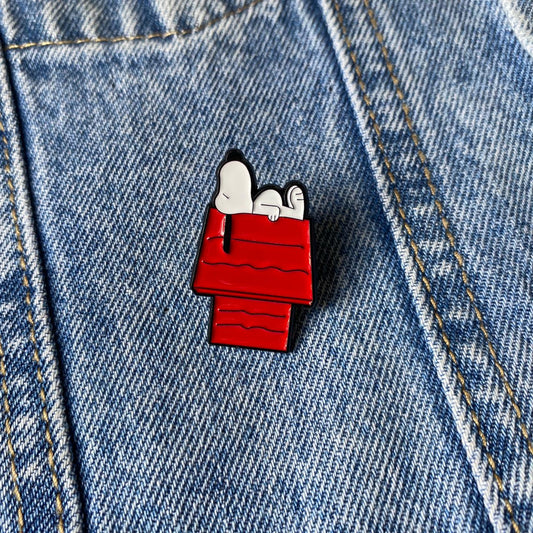 PIN SNOOPY CASA