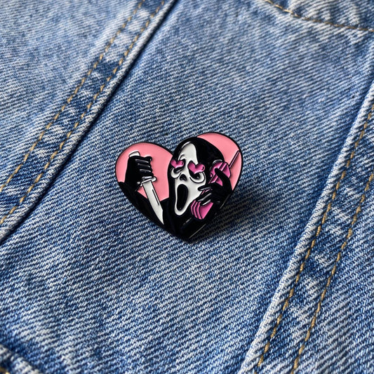 PIN SCREAM LOVE
