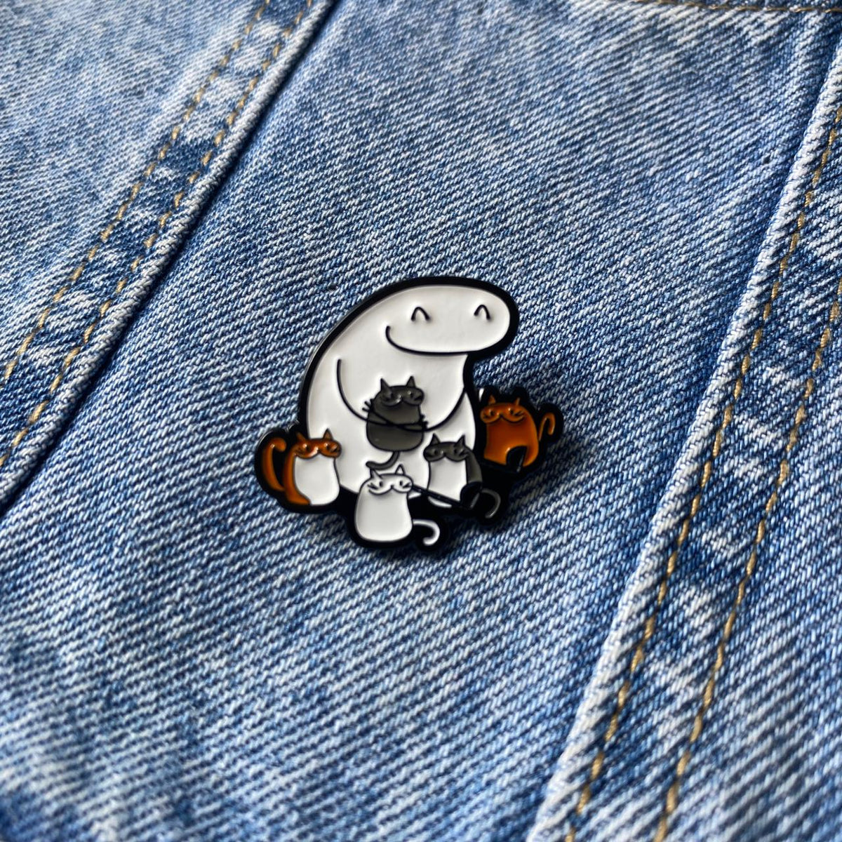 PIN I LOVE CATS