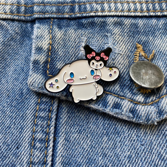 PIN CINNAMONROLL GLOBO KUROMI