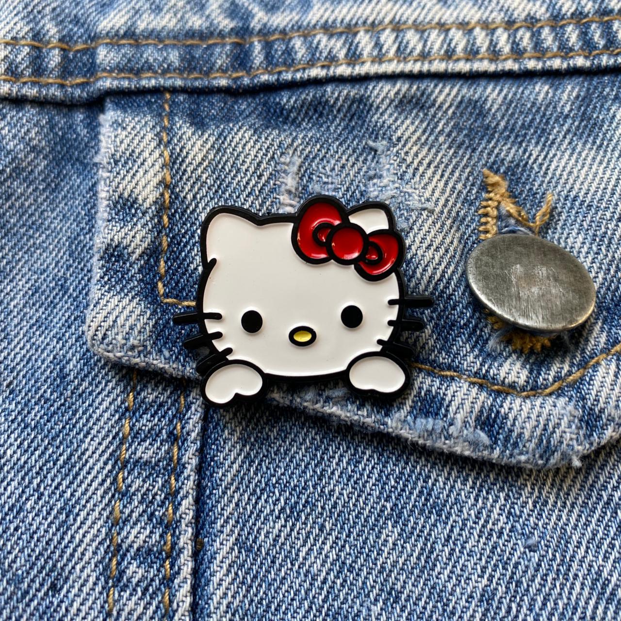 PIN HELLO KITTY V4