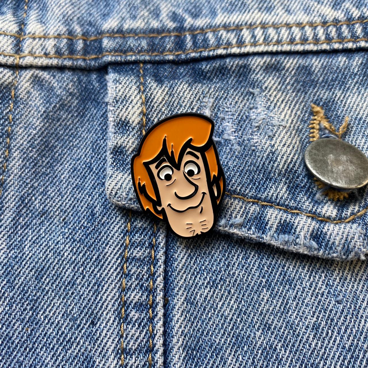 PIN SHAGGY