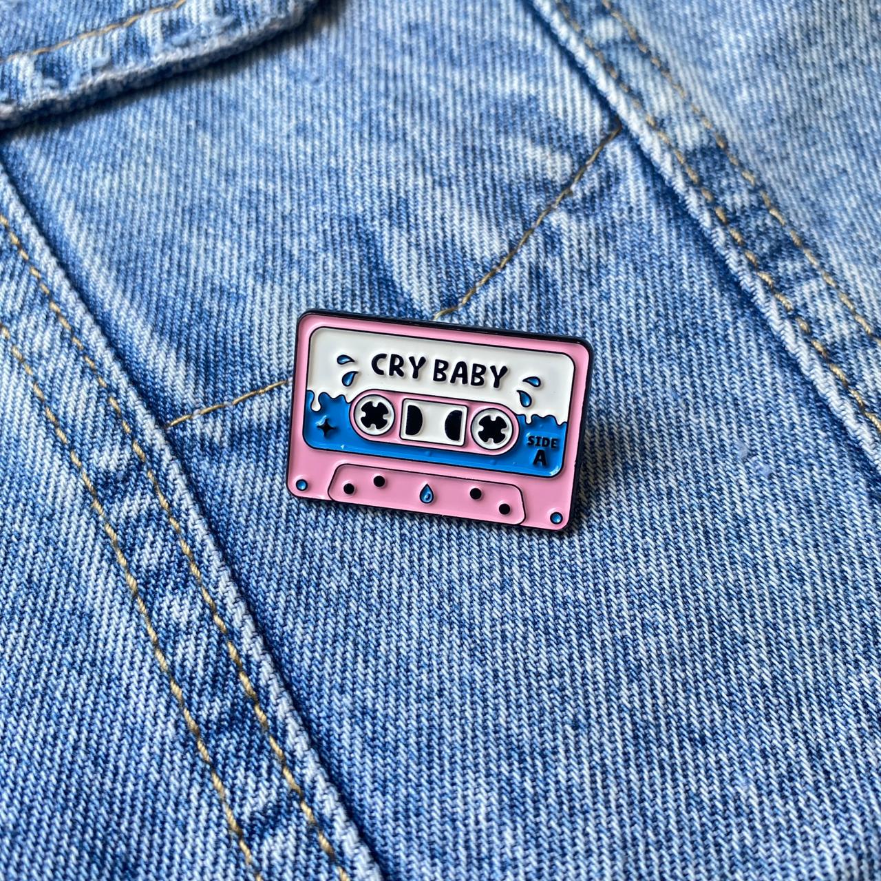 PIN MELANIE MARTINEZ